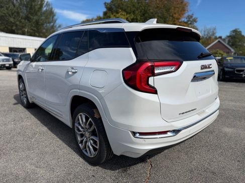 Used 2023 GMC Terrain Denali w/ Denali Premium Package image 3