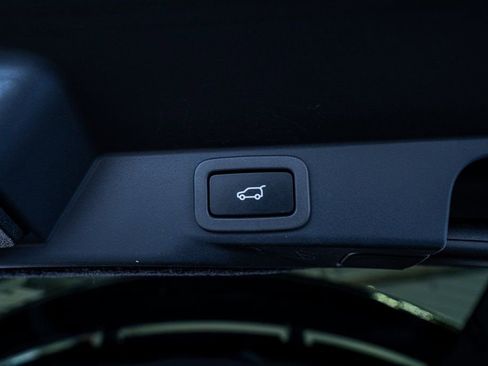 Used 2019 Land Rover Range Rover Sport HST image 69