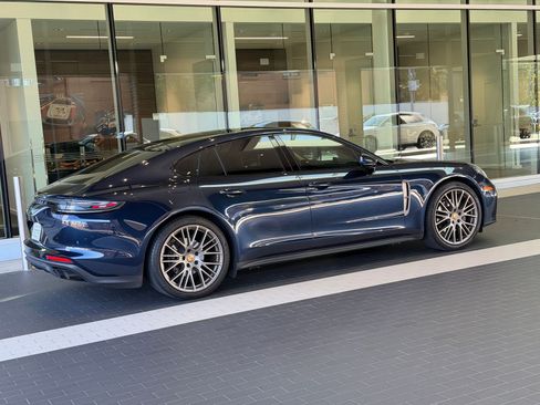 Certified 2023 Porsche Panamera Platinum Edition RWD image 8