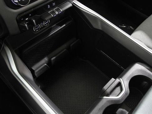 Used 2020 RAM 1500 Big Horn image 17