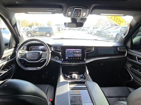 Used 2022 Jeep Wagoneer Series III w/ Premium Group I image 21