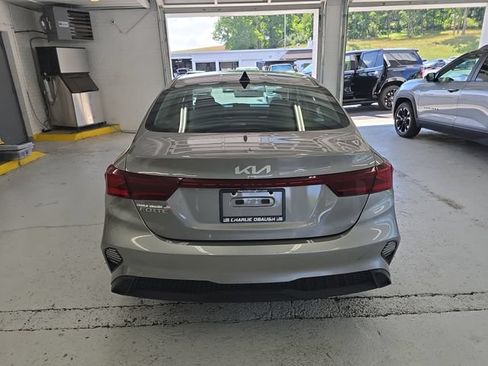 Certified 2024 Kia Forte LXS FWD image 4