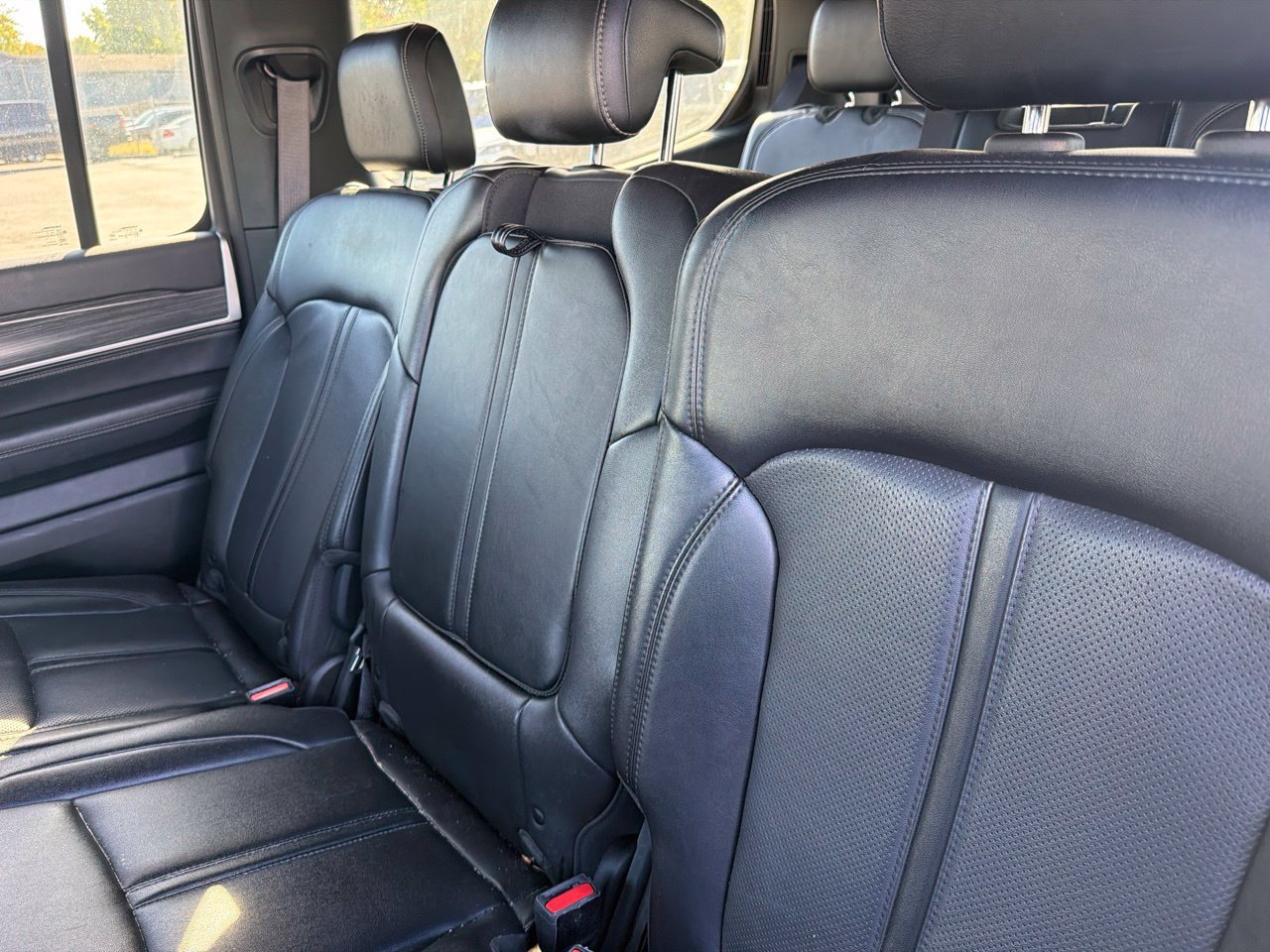 Used 2024 Jeep Wagoneer Series II AWD/4WD image 16