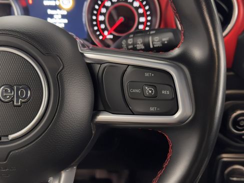 Used 2020 Jeep Wrangler Unlimited Rubicon AWD/4WD image 22