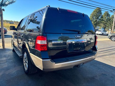 Used 2011 Ford Expedition XLT w/ 202A Rapid Spec Order Code image 6