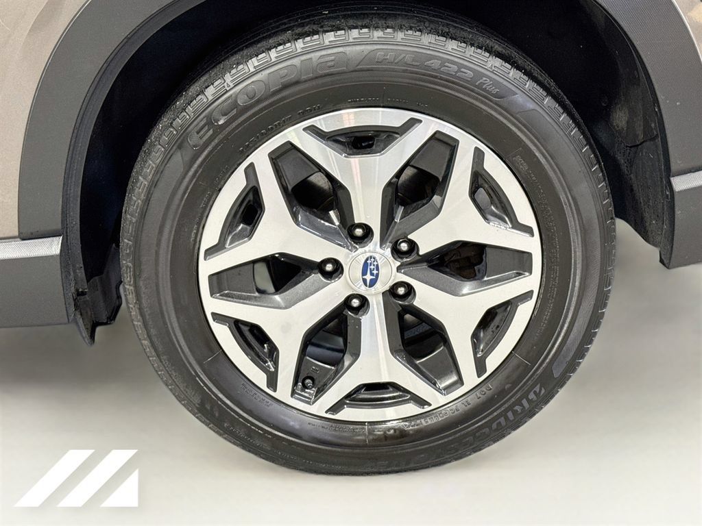 Used 2021 Subaru Forester Premium AWD/4WD image 31