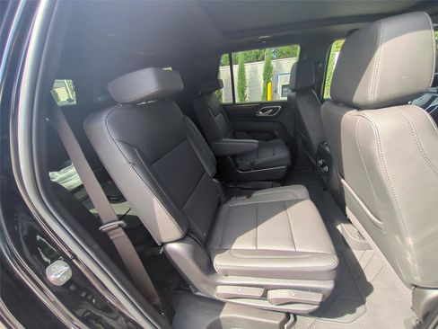 Used 2024 Chevrolet Tahoe Z71 w/ Luxury Package AWD/4WD image 34