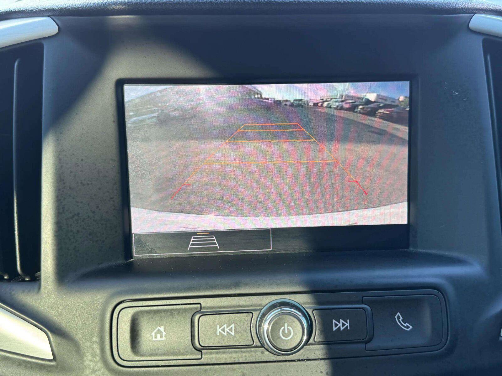 Used 2024 GMC Terrain SLE FWD image 26