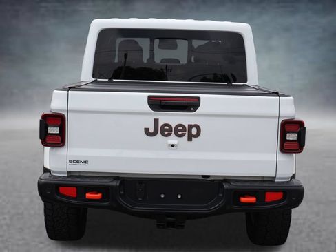 Used 2024 Jeep Gladiator Mojave AWD/4WD image 23