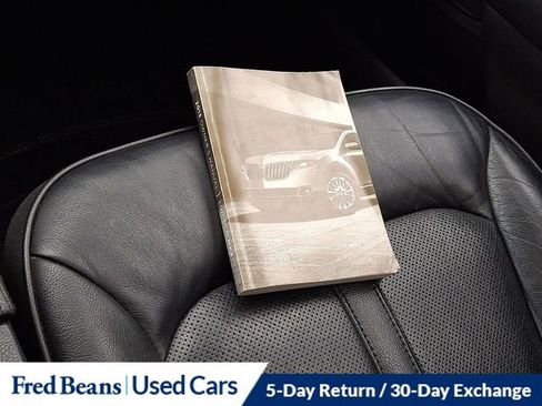 Used 2013 Lincoln MKX AWD image 28