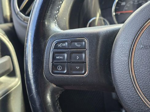 Used 2018 Jeep Wrangler Sport w/ Connectivity Group AWD/4WD image 19