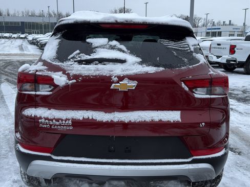 Used 2023 Chevrolet TrailBlazer LT w/ Convenience Package image 7