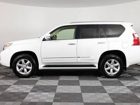 Used 2013 Lexus GX 460 w/ Comfort Plus Pkg AWD/4WD image 3