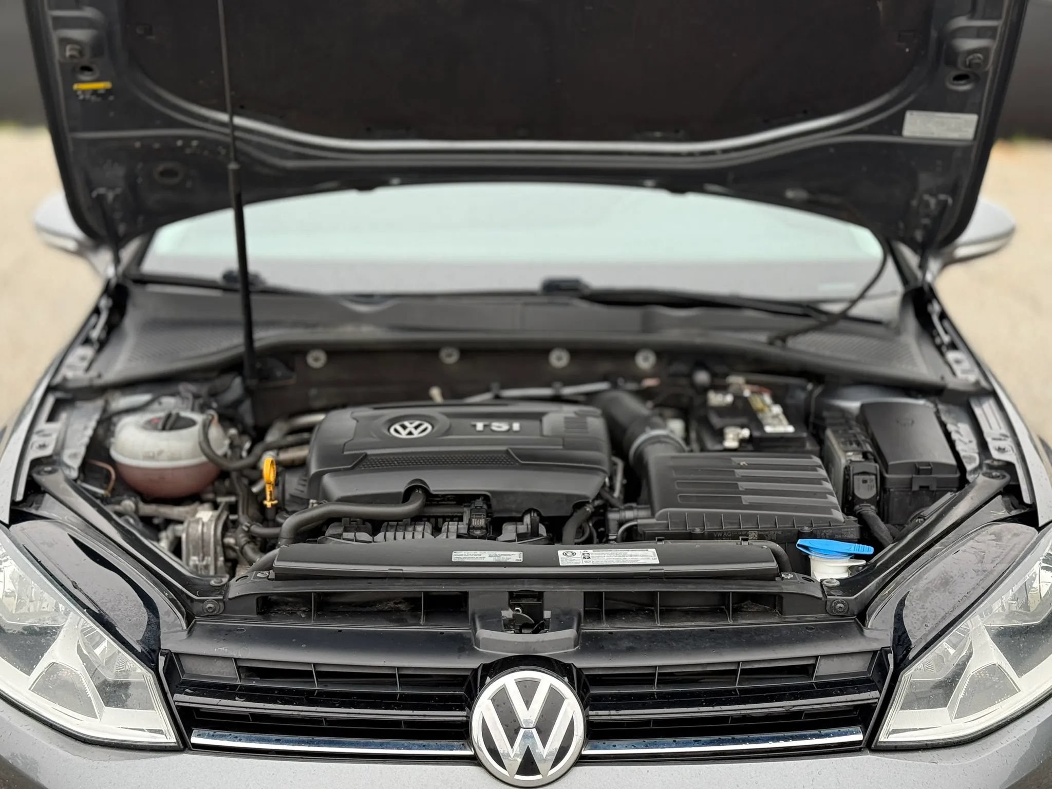 Used 2017 Volkswagen Golf Wolfsburg Edition FWD image 30