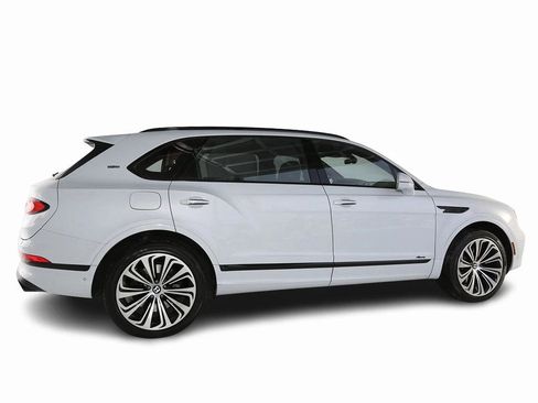 Certified 2023 Bentley Bentayga Extended Wheelbase AWD/4WD image 5