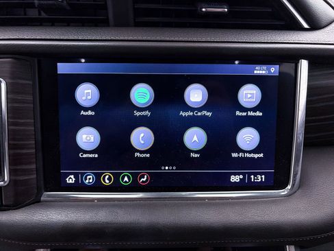 Used 2021 GMC Yukon XL Denali w/ Denali Premium Package image 25