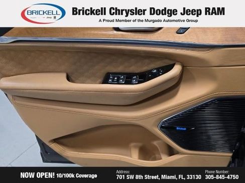 Used 2022 Jeep Grand Cherokee Summit image 11