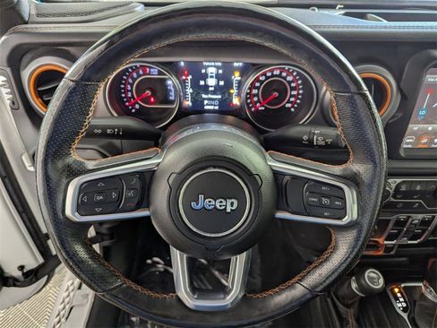 Certified 2021 Jeep Gladiator Mojave image 18