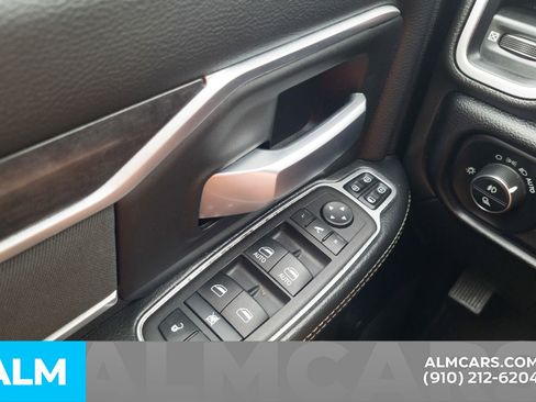 Used 2024 RAM 2500 Big Horn image 16