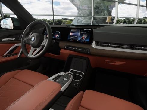 Used 2026 BMW X1 xDrive28i w/ Technology Package image 40