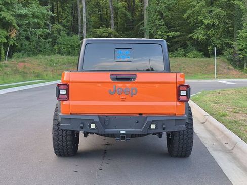 Used 2025 Jeep Gladiator Mojave w/ Steel Bumper Group AWD/4WD image 4