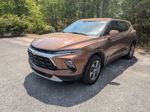 Used 2024 Chevrolet Blazer LT w/ Convenience Package image 3