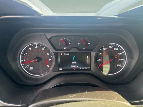 Used 2017 Chevrolet Camaro LT RWD image 20