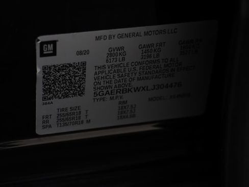 Used 2020 Buick Enclave Essence image 24