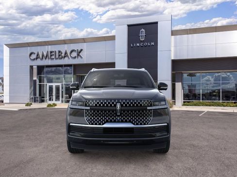 New 2026 Lincoln Navigator L Reserve AWD/4WD image 31