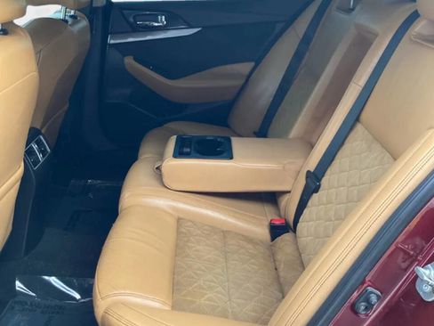 Used 2016 Nissan Maxima SR image 12