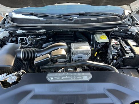 Used 2022 Jeep Wagoneer Series III w/ Premium Group I image 31