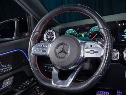 Certified 2023 Mercedes-Benz GLA 250 4MATIC image 18