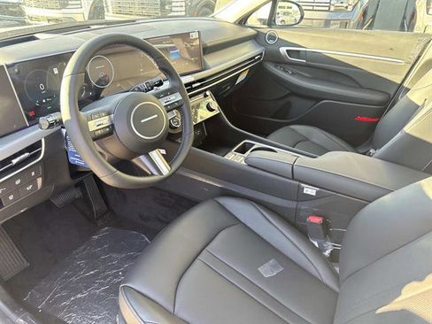 New 2026 Hyundai Sonata Limited image 14