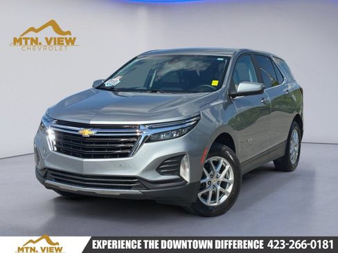 Used 2023 Chevrolet Equinox LT w/ Driver Convenience Package AWD/4WD image 1