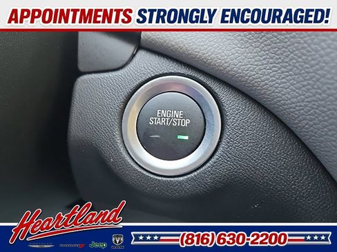 Used 2023 Chevrolet Equinox LS FWD image 44