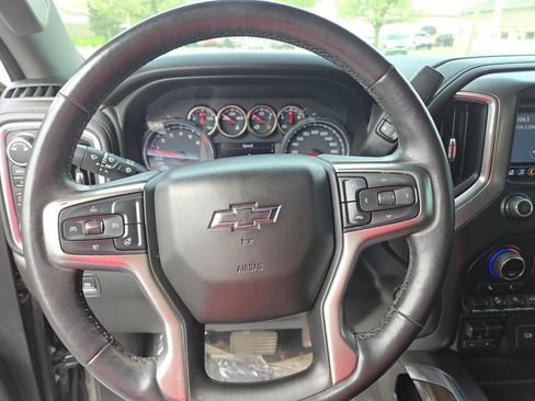 Used 2019 Chevrolet Silverado 1500 LT Trail Boss AWD/4WD image 15