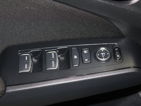 Certified 2024 Honda Civic Sport image 9