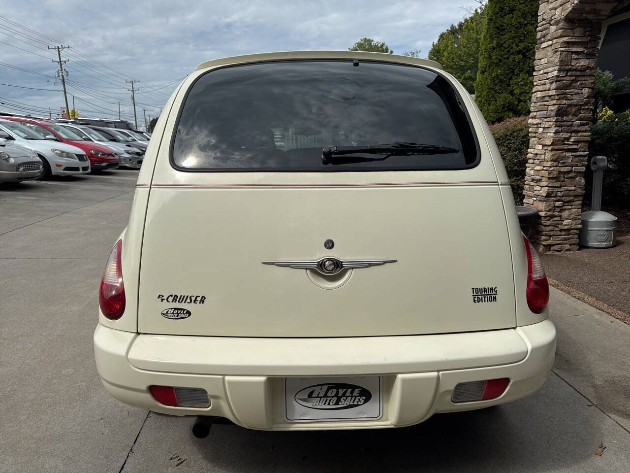 Used 2007 Chrysler PT Cruiser Touring FWD image 4