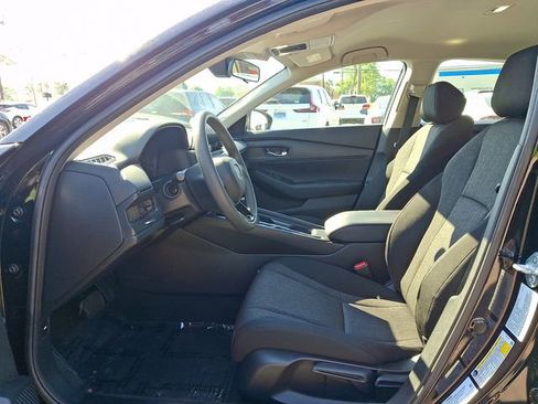 Used 2023 Honda Accord LX image 13
