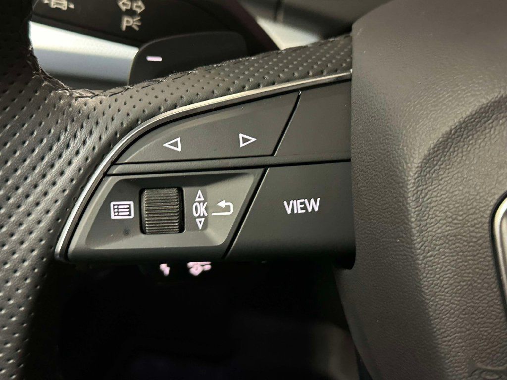 Used 2024 Audi Q5 2.0T Premium Plus AWD/4WD image 31