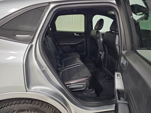 Used 2023 Ford Escape ST-Line Select AWD/4WD image 16