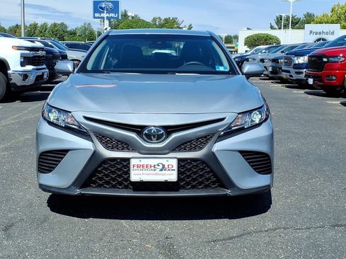 Used 2018 Toyota Camry SE w/ Protection Package (Q2) FWD image 2