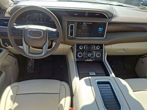 Used 2023 GMC Yukon XL Denali w/ LPO, Floor Liner Package AWD/4WD image 12