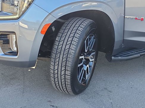 Used 2021 GMC Yukon XL AT4 image 37