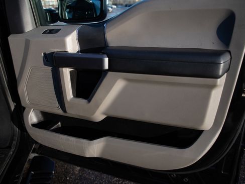 Used 2022 Ford F350 XLT w/ XLT Value Package image 9