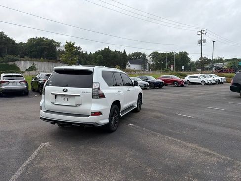 Certified 2023 Lexus GX 460 Luxury w/ Sport Design Package AWD/4WD image 30