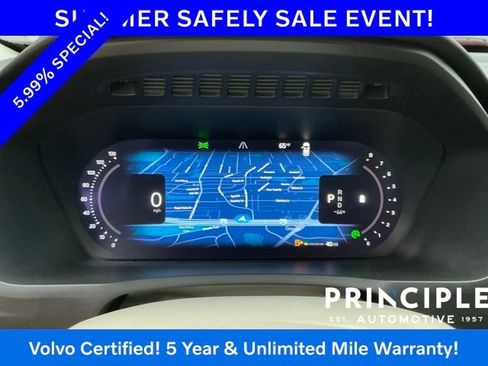 Certified 2023 Volvo XC90 B5 Plus AWD/4WD image 18