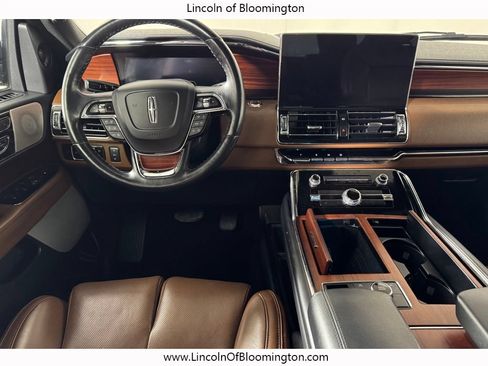 Used 2023 Lincoln Navigator Reserve w/ Equipment Group 201A AWD/4WD image 18