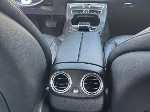 Used 2020 Mercedes-Benz E 350 4MATIC Sedan w/ Parking Assistance Package image 30