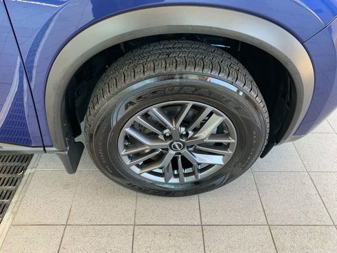 Used 2023 Nissan Rogue S AWD/4WD image 21